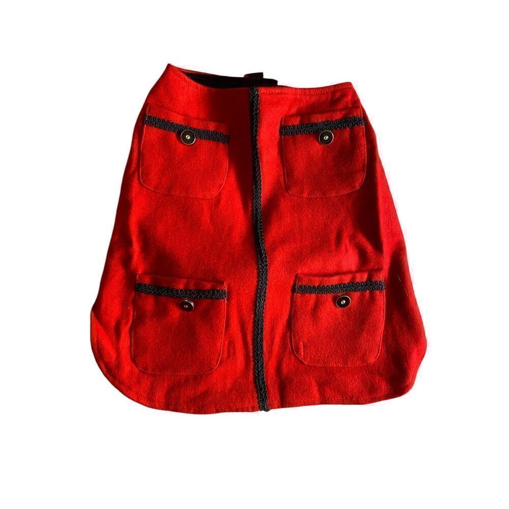 Maxx’s closet NWT red and black fancy Christmas dog coat size large